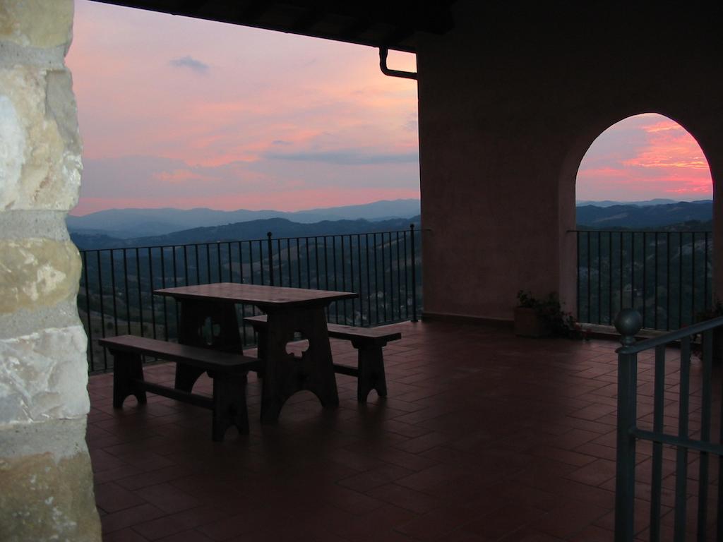 Agriturismo Monte Valentino Pietralunga  Chambre photo
